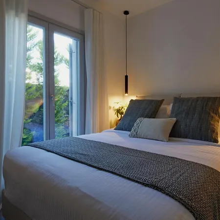 Aparthotel Epicenter Luxury Messaria (Santorini)